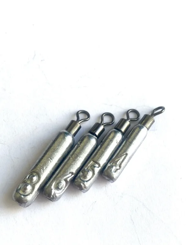 Švininis svarelis Volga Jig „Cylinder” su suktuku – JHDRC-16